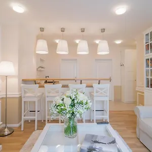 4* Hotel apartamentowy Revelton